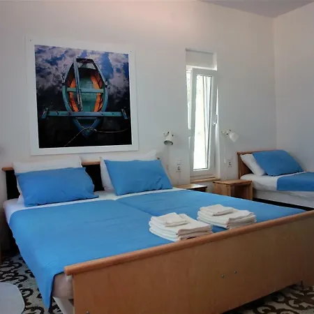 Quercus Apartment Stara Baska Exterior photo
